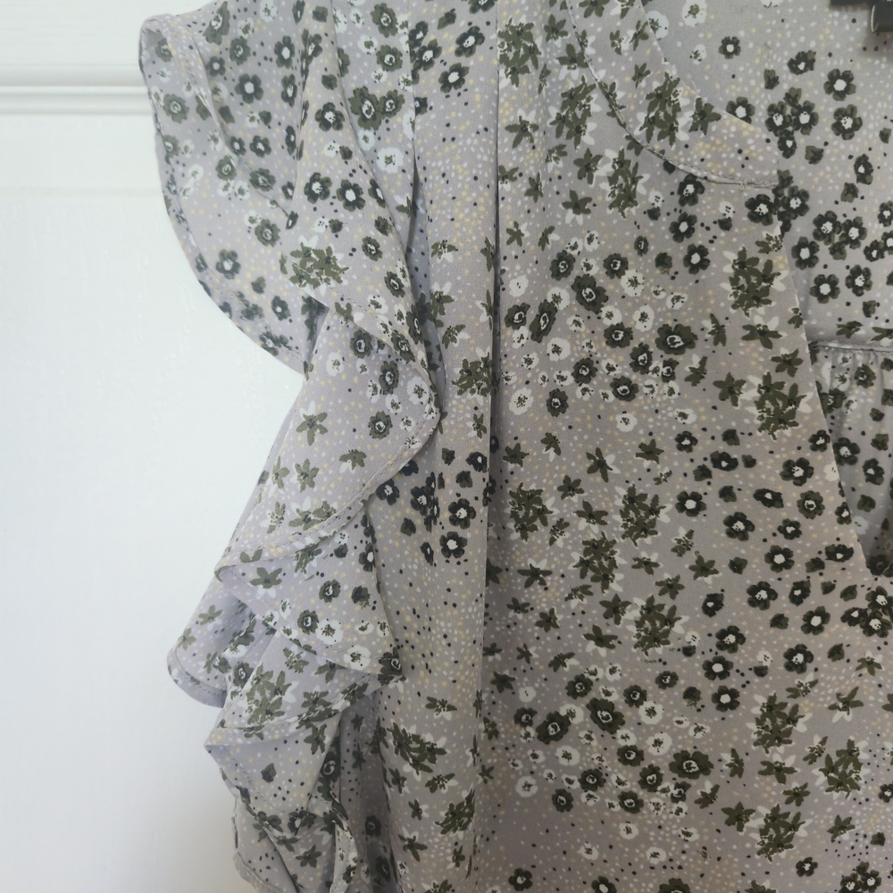 Ann Taylor Factory Floral Ruffle Sleeve Blouse - Grey and Green - Picture 7 of 10